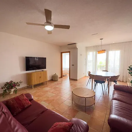 Beachfront Primera Linea 2-06 Apartment