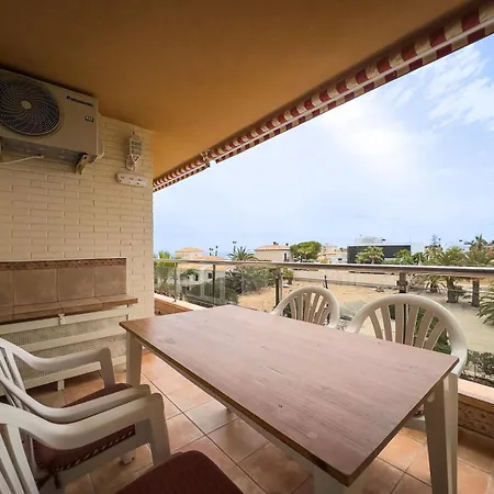 Beachfront Primera Linea 2-06